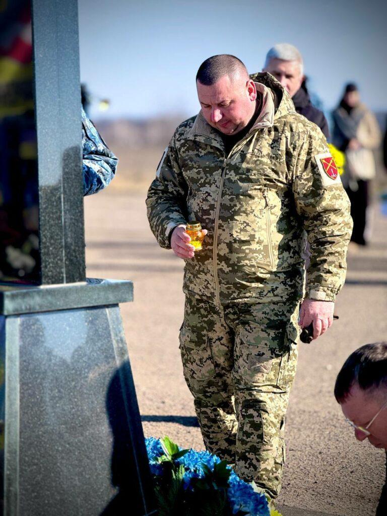 Три года полномасштабного вторжения: Одесса чтит память погибших героев (фото)