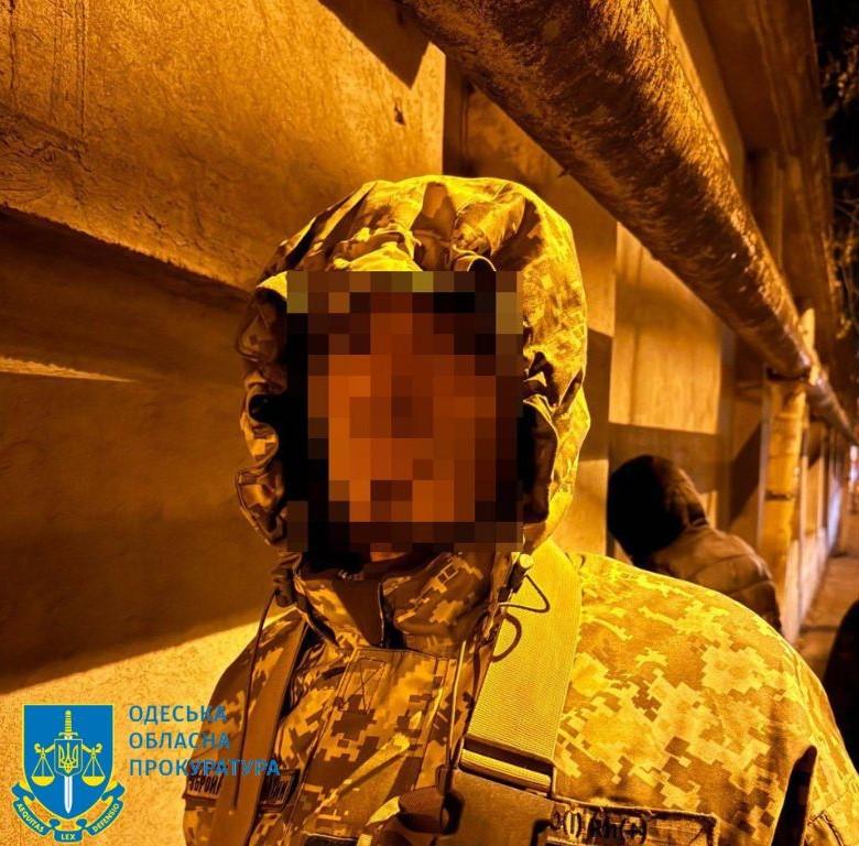 В Одесі судитимуть учасників ОЗГ, які прикидалися працівниками ТЦК і поліцейськими та вимагали гроші