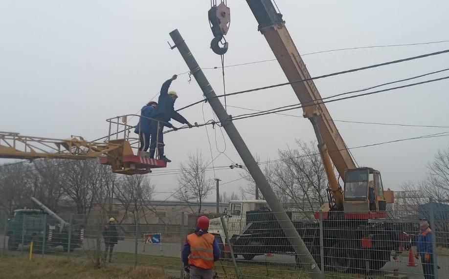 Одеса: на перехресті Аеропортівської та Овідіопольської доріг вночі знову є світло