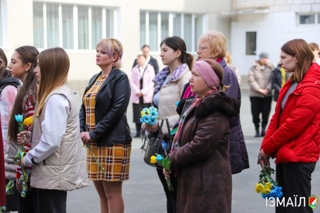 В городе Одесской области открыли мемориальную доску в честь погибшего воина (фото)