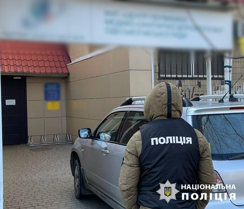 В Одесі поліцейські затримали лікаря, який за 600 доларів обіцяв допомогти оформити інвалідність