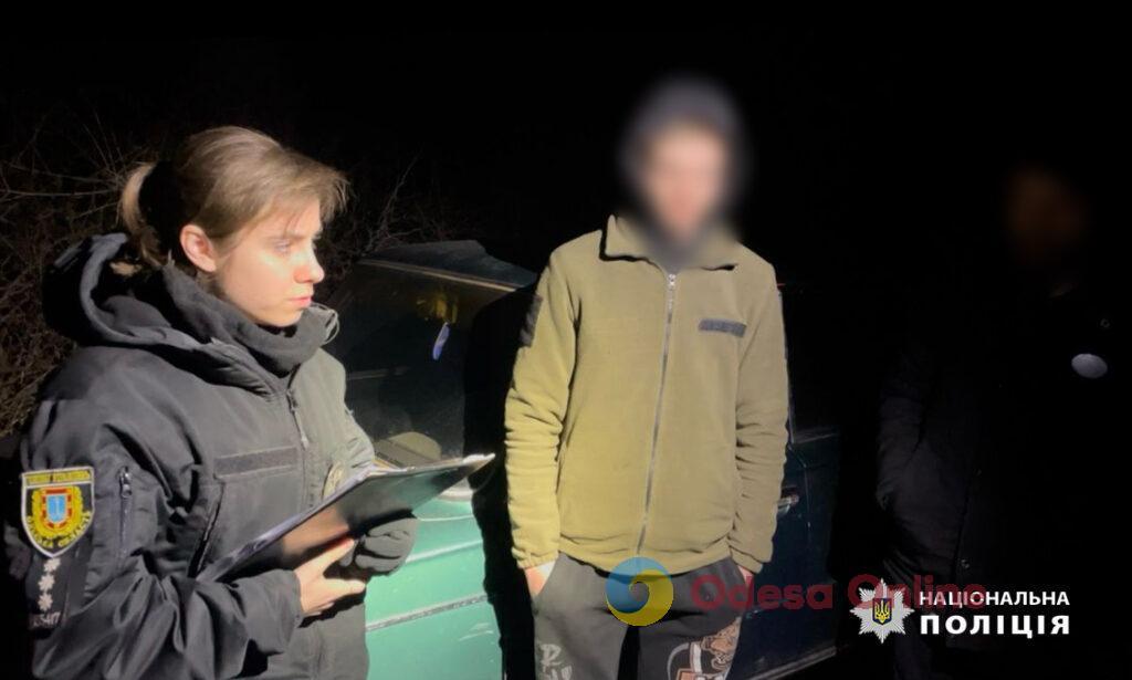 Допомагав чоловікам тікати за кордон: на Одещині затримали перевізника з клієнтом