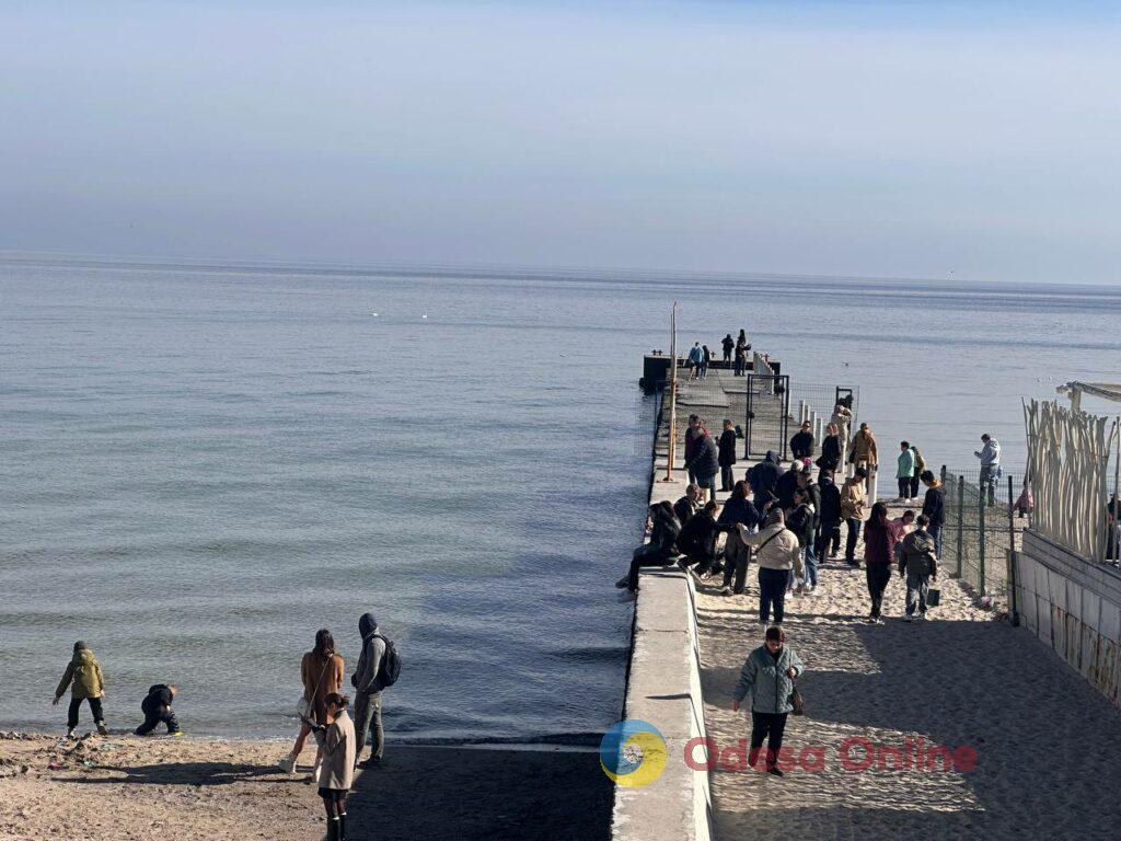 В Одесу прийшла весна: прогулянка біля моря (фоторепортаж)