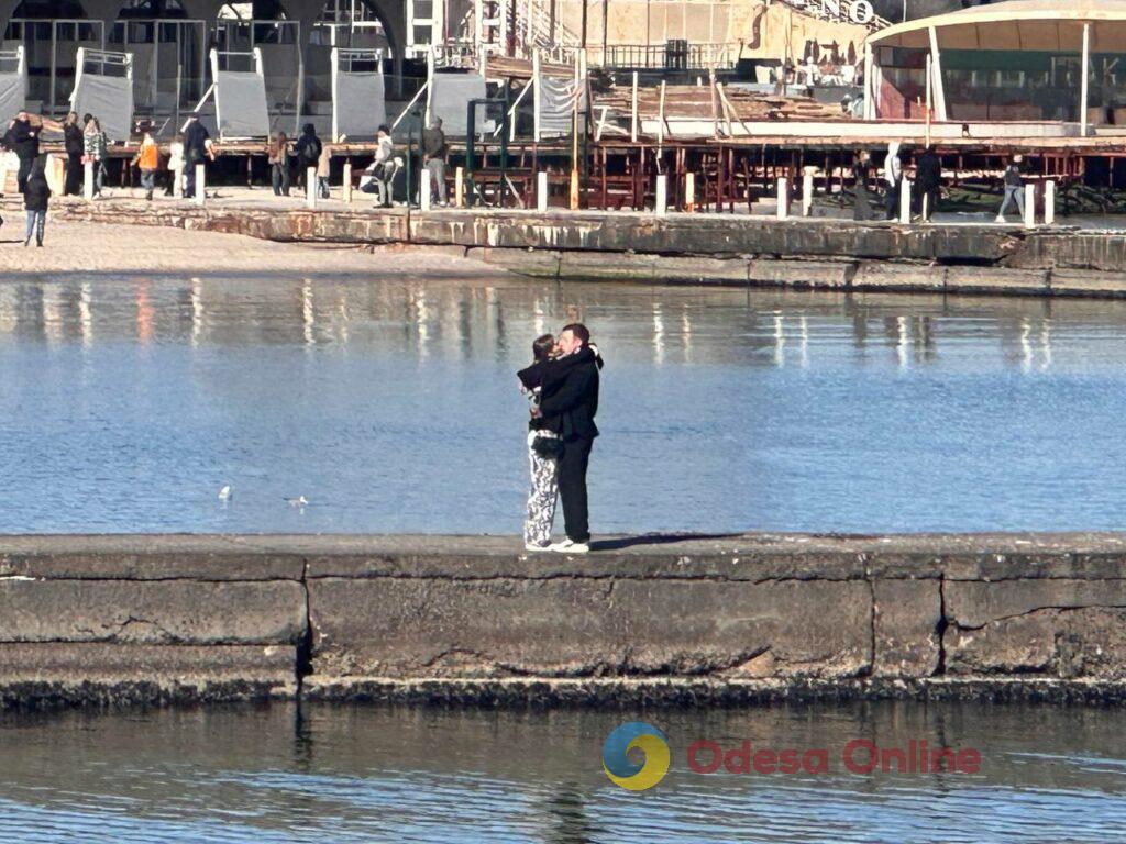 В Одесу прийшла весна: прогулянка біля моря (фоторепортаж)