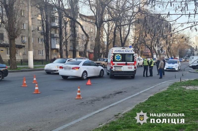 В Одесі легковик збив 12-річну дівчинку