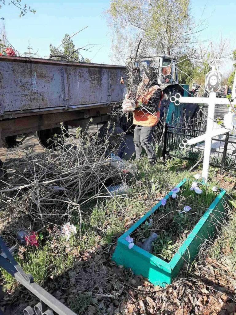 Одеські кладовища готують до поминальних днів