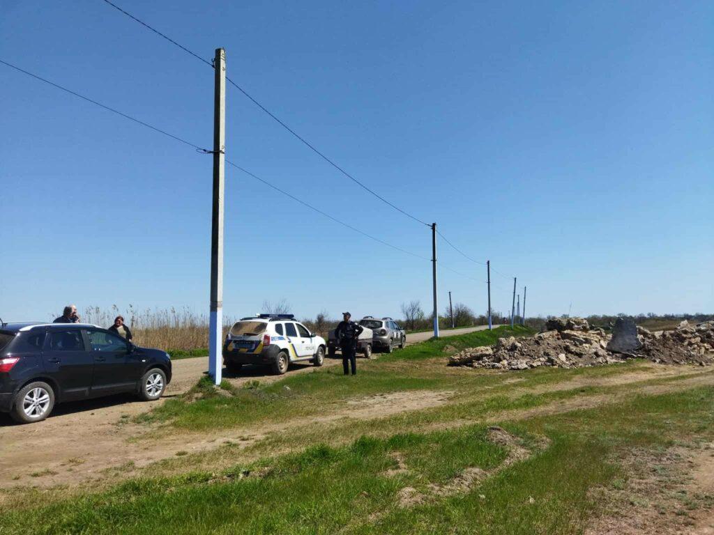 Одесская область: в сельсовете устроили свалку на территории нацпарка и назвали ее «стройматериалами»