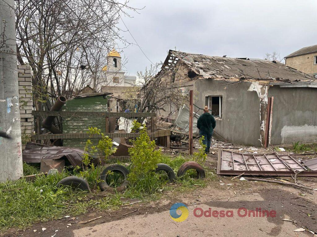 Повреждены частные дома и церковь: последствия российской атаки на Одессу (фоторепортаж)