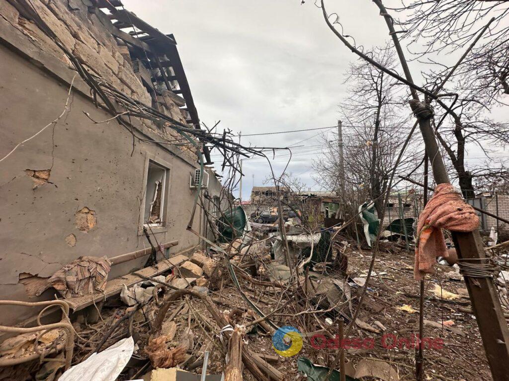 Повреждены частные дома и церковь: последствия российской атаки на Одессу (фоторепортаж)