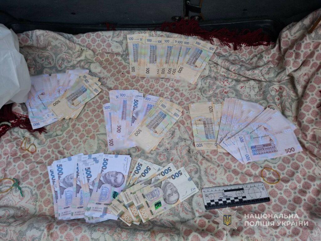 Двое жителей Одесской области помогали мужчинам оформить инвалидность и выехать за границу