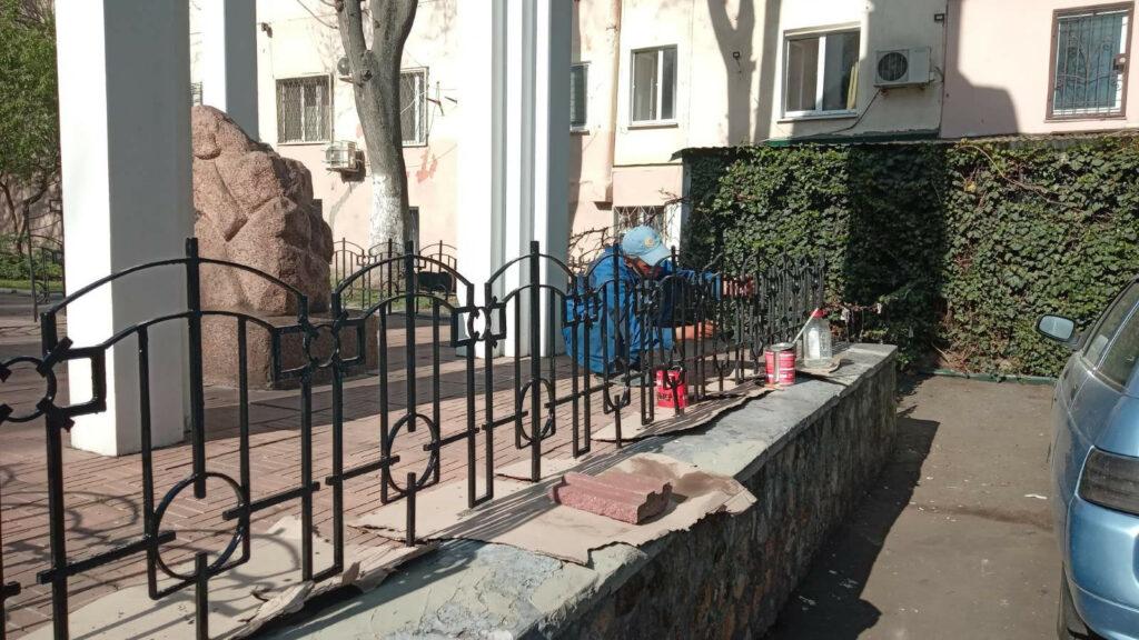 Одесские памятники обработали антивандальным раствором (фото)