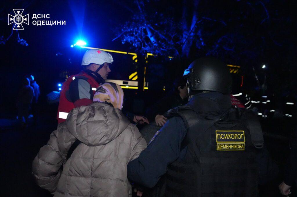 Страх і паніка: як психологи ДСНС заспокоювали одеситів після атаки РФ