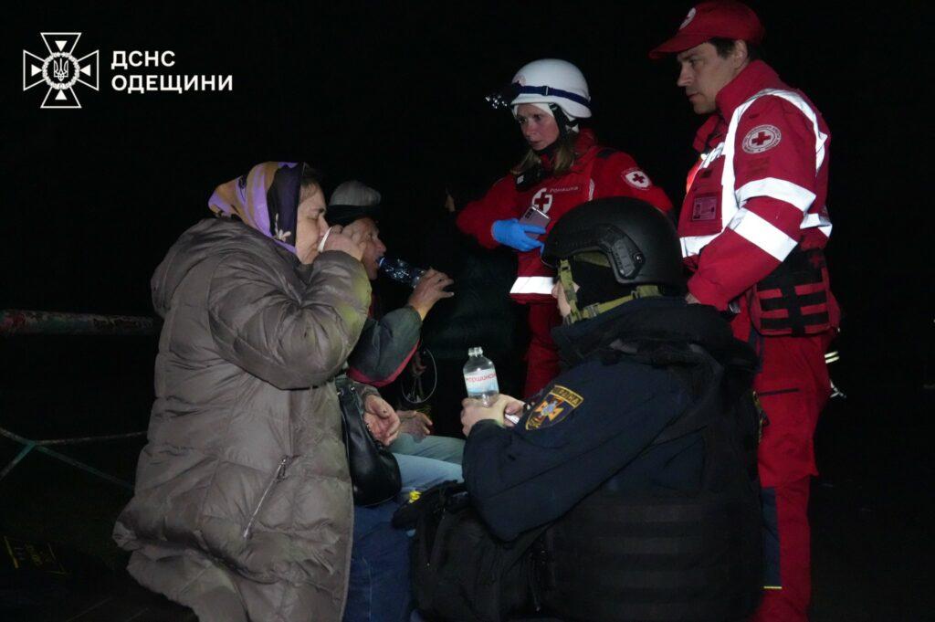 Страх і паніка: як психологи ДСНС заспокоювали одеситів після атаки РФ