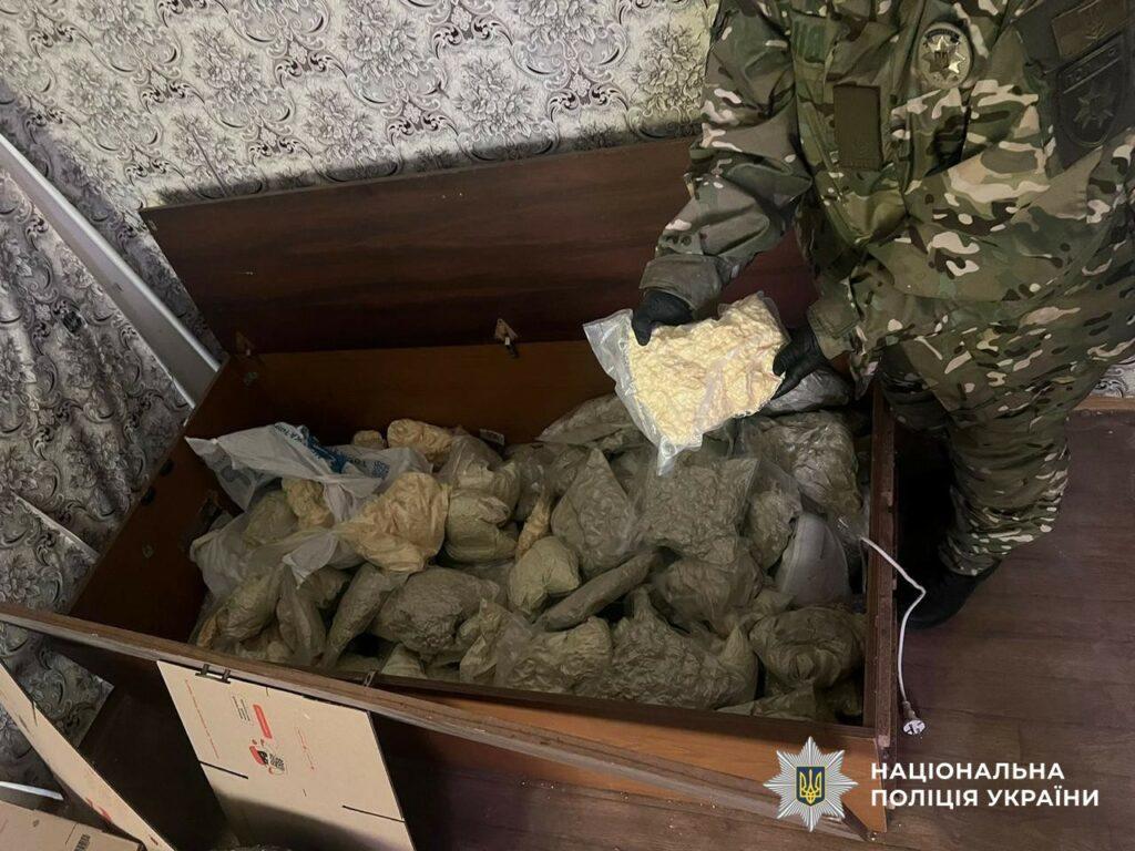 В Украине «накрыли» сеть нарколабораторий: задержаны 66 дельцов во главе с организатором