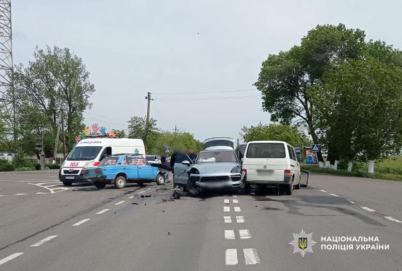 На Одещині у ДТП загинув водій легковика На Одещині у ДТП загинув водій легковика