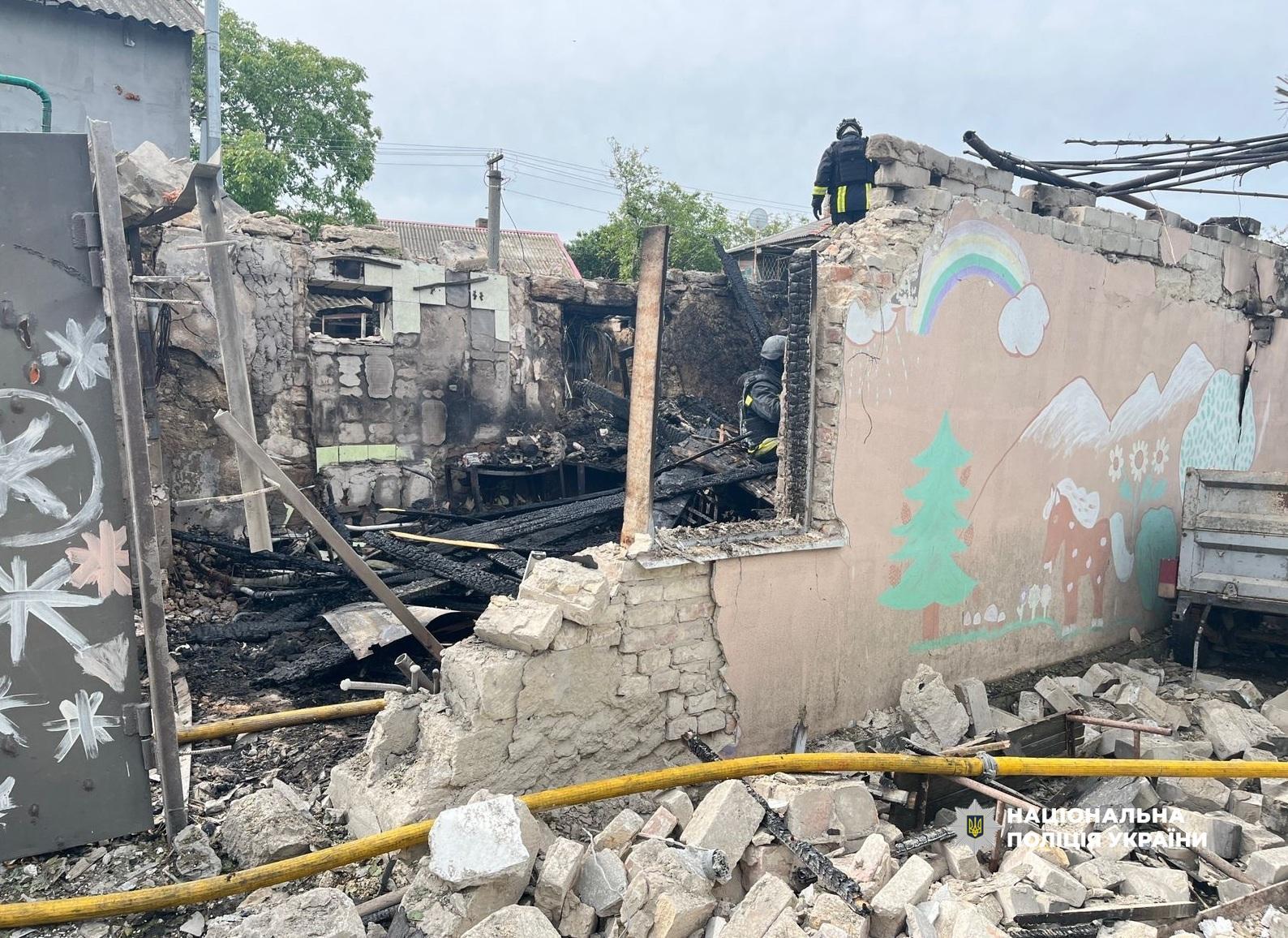 Двоє людей загинули та 13 постраждали внаслідок російських атак по Херсонщині