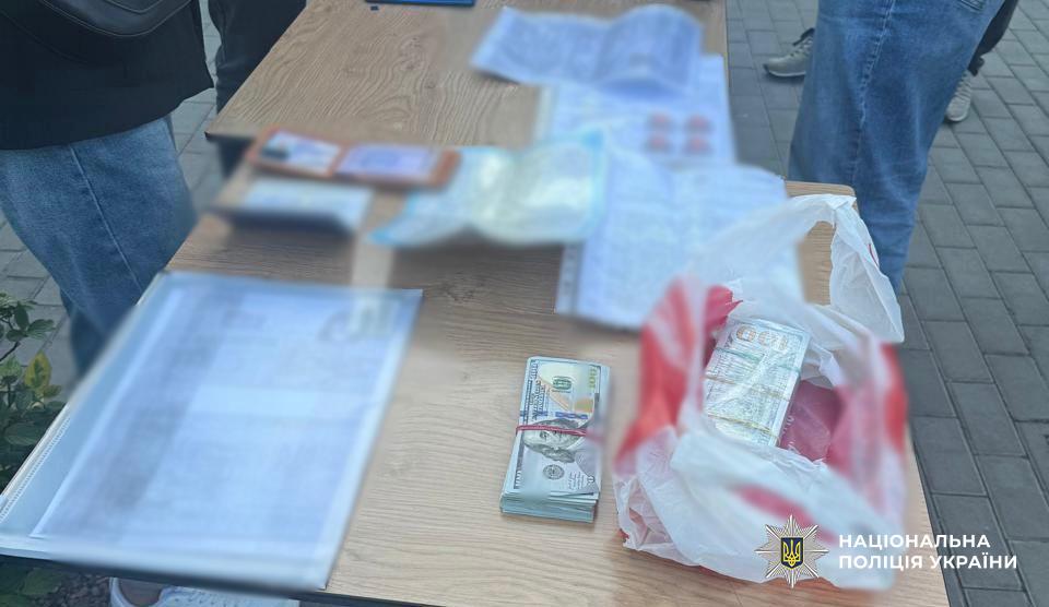 Обещал формальную военную службу: жителя Одесского района разоблачили в злоупотреблении влиянием