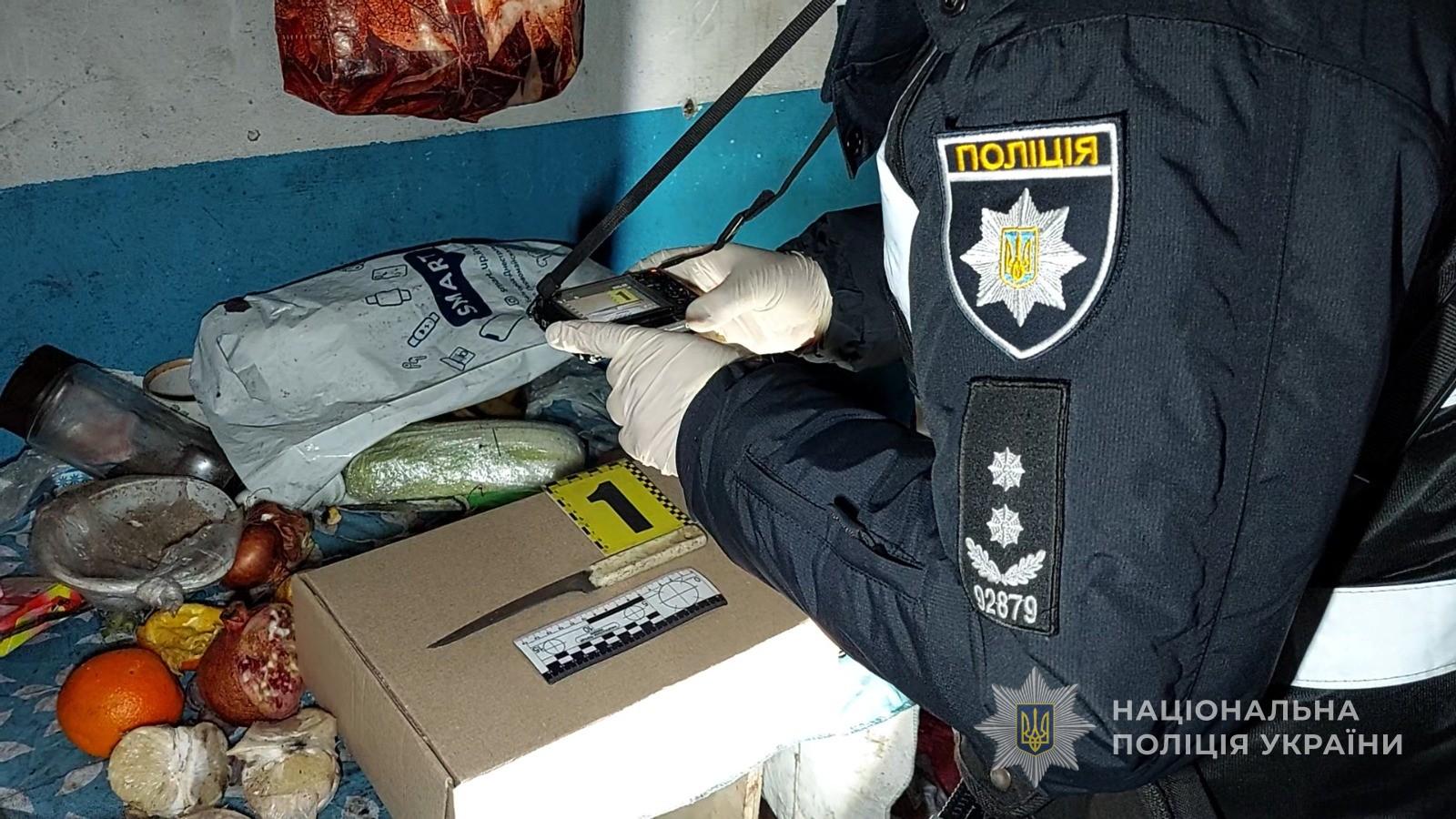 Вдарив співмешканку ножем через ревнощі: житель Одещини проведе сім років за гратами Вдарив співмешканку ножем через ревнощі: житель Одещини проведе сім років за гратами