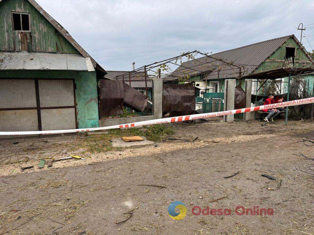 Удар був такий, що нас розкидало: фото та свідчення очевидців з місця «прильотів» на Одещині