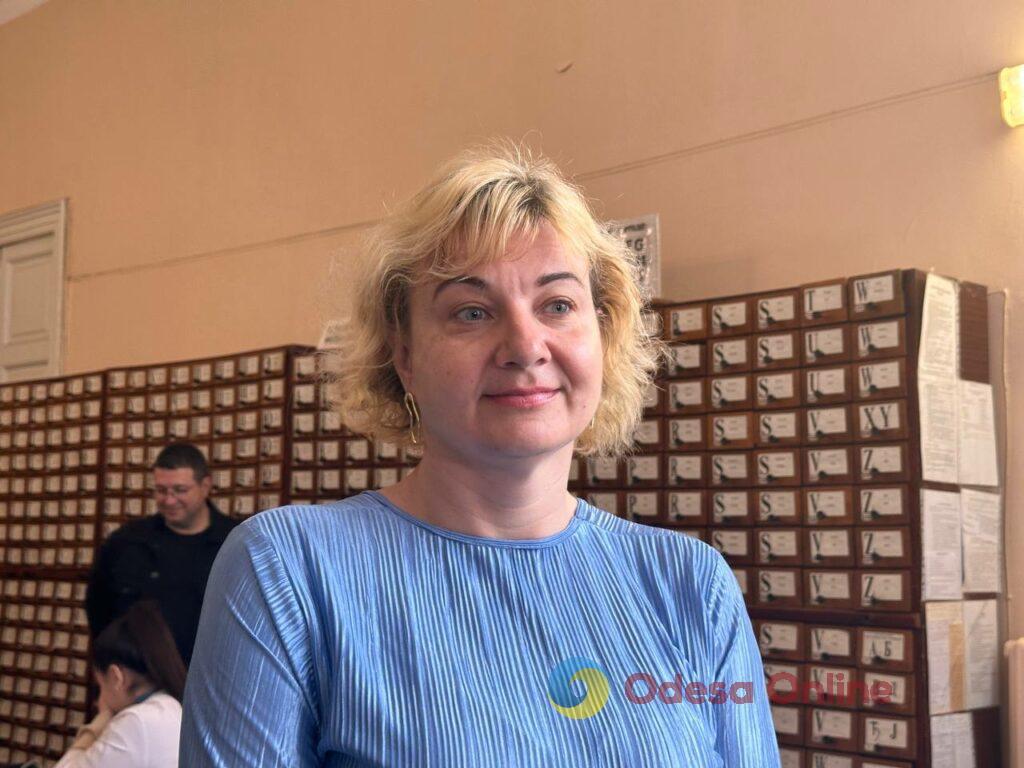 ОНУ імені Мечникова до 160-річчя збирає 160 донорів: кров здали вже майже 100 людей (фото, відео)