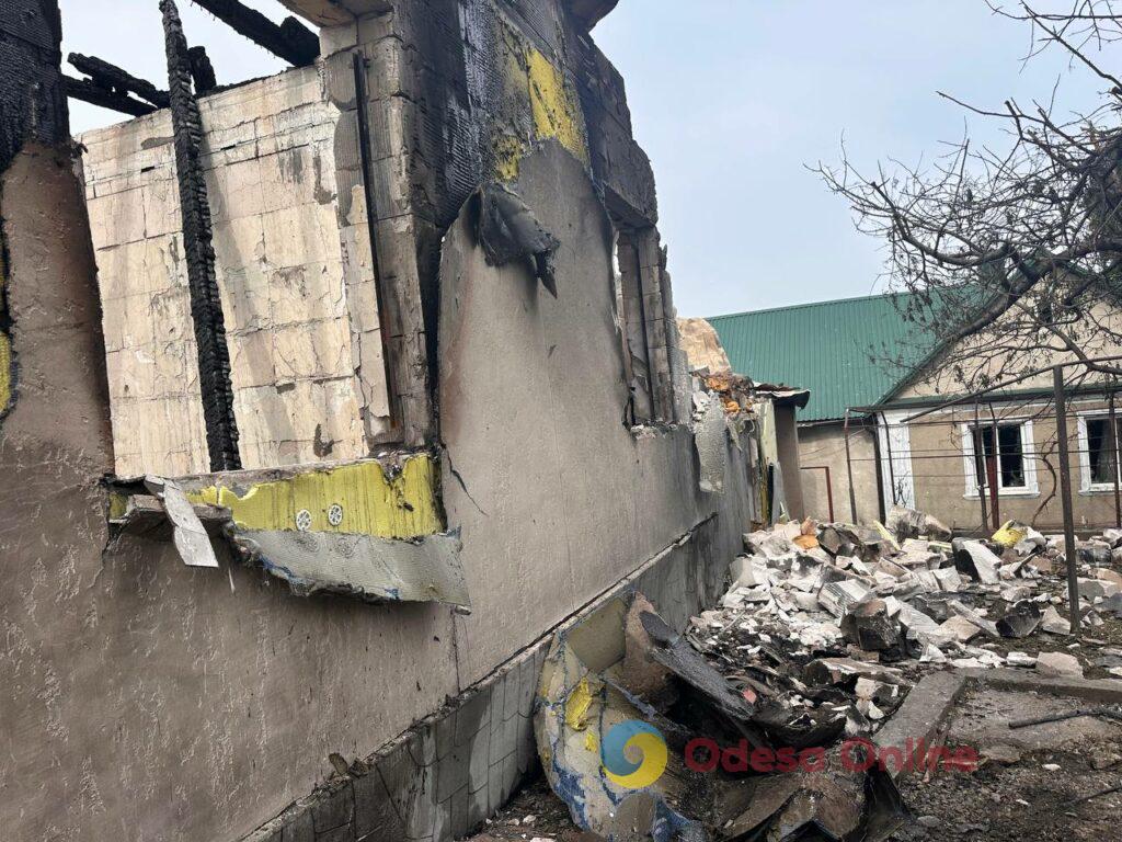 Нічний обстріл Одещини: пошкоджені будівлі, постраждалі люди та зниклі тварини