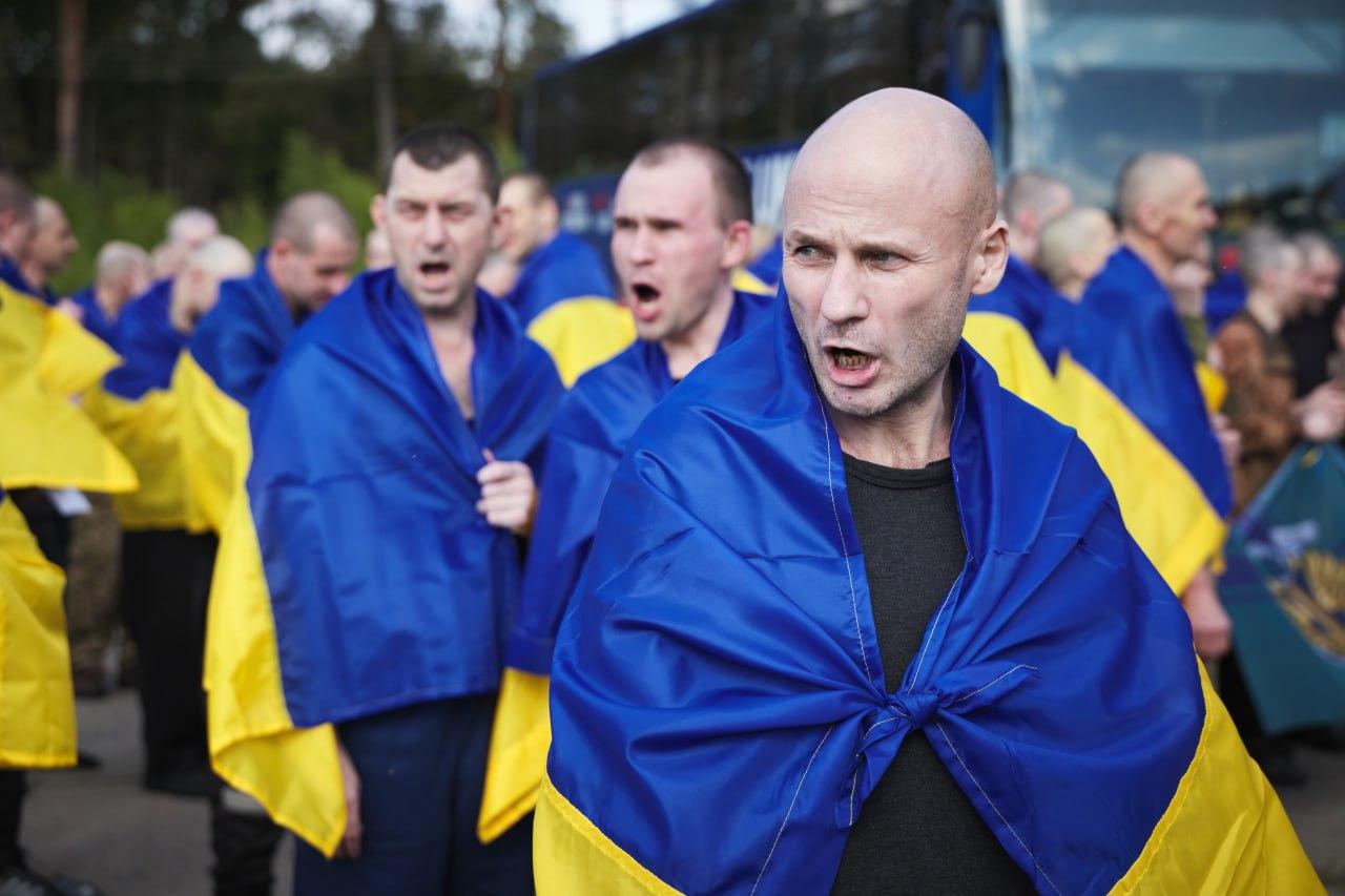 Україна та РФ провели перший етап обміну полоненими «1000 на 1000» Україна та РФ провели перший етап обміну полоненими «1000 на 1000»