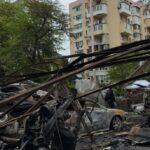 Последствия вражеской атаки по Одессе: уничтожены 20 автомобилей и выбиты 130 окон (фото)