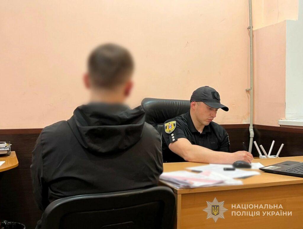 В Одесі водій мало не збив пішохода, а потім у нього вистрілив