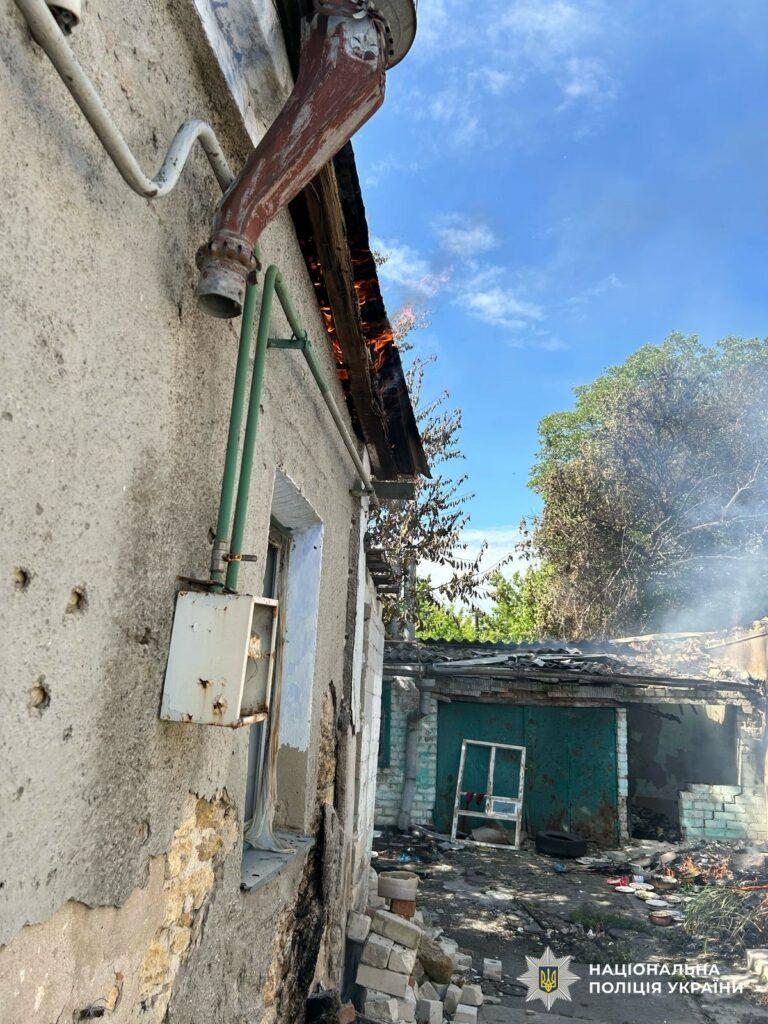 Внаслідок обстрілів Херсонської області двоє людей загинули та 11 поранені