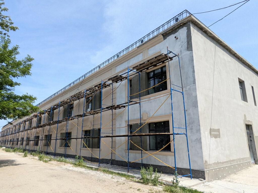 В Одессе начали капитальный ремонт Валиховского корпуса инфекционной больницы (фото)