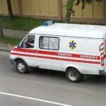На проспекте Князя Владимира Великого женщина выпала из окна