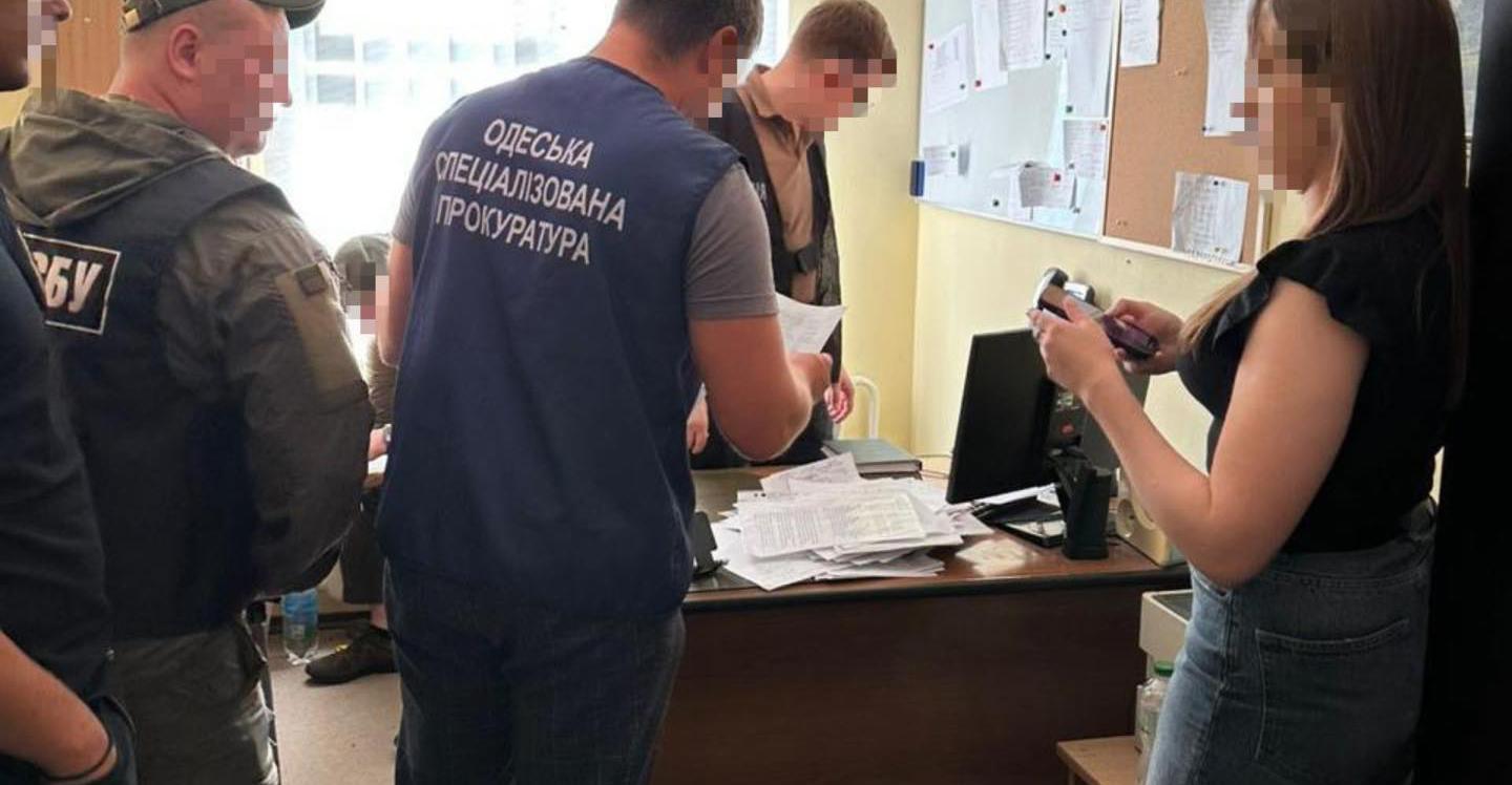 Одеська область: офіцери ЗСУ вкрали з бюджету майже вісім мільйонів гривень Одеська область: офіцери ЗСУ вкрали з бюджету майже вісім мільйонів гривень