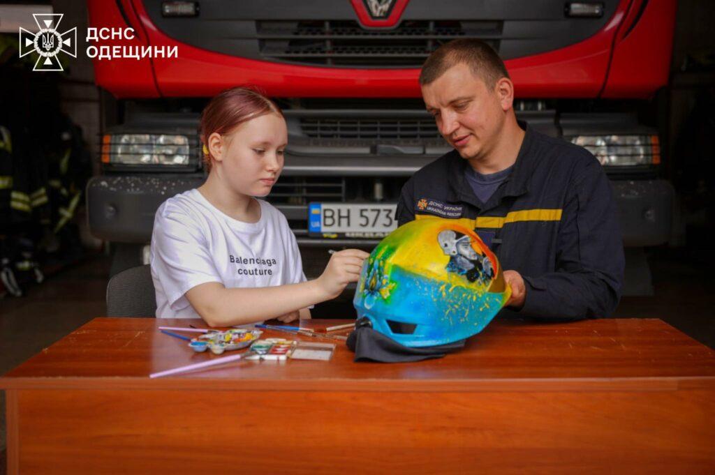 200 000 гривен за пожарную каску на нужды ВСУ: в Одесской области провели благотворительную ярмарку