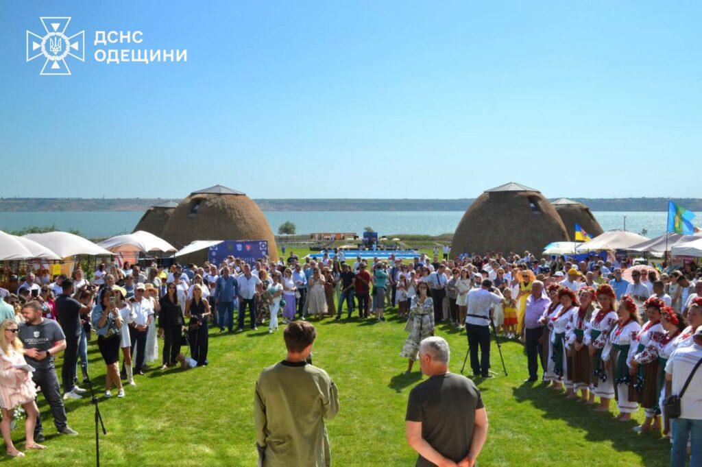200 000 гривен за пожарную каску на нужды ВСУ: в Одесской области провели благотворительную ярмарку