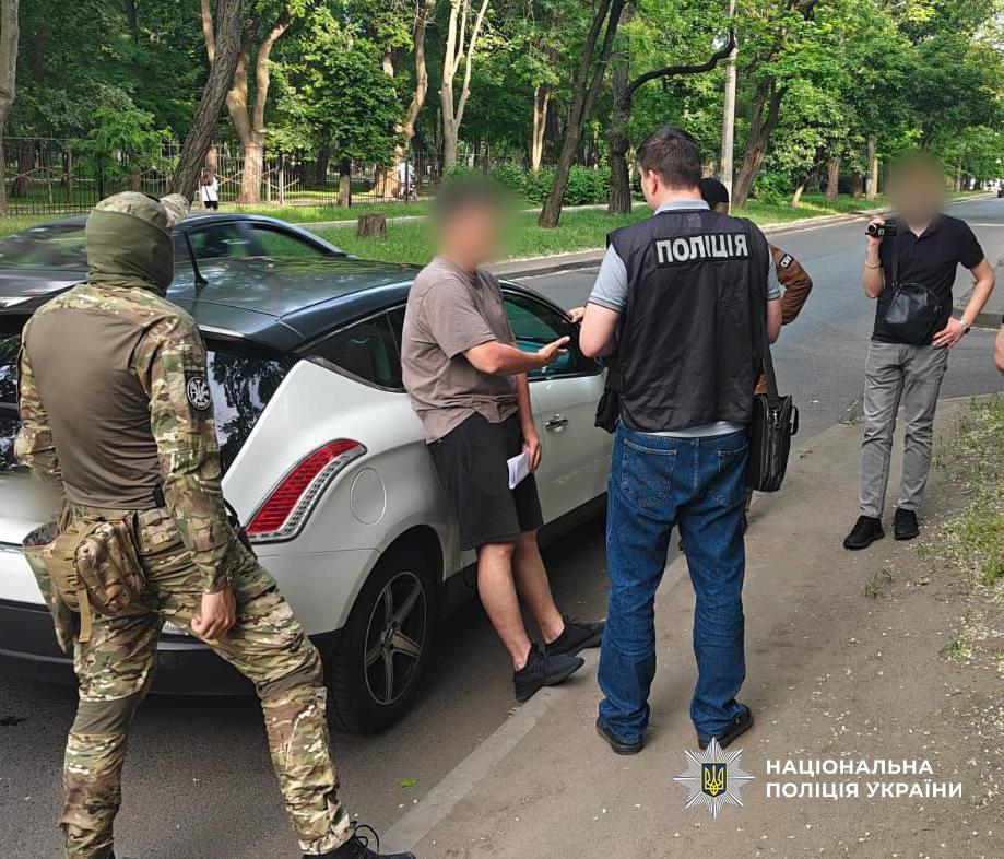 40 000 грн за секретные авиаразработки ВСУ: в Одессе задержан злоумышленник