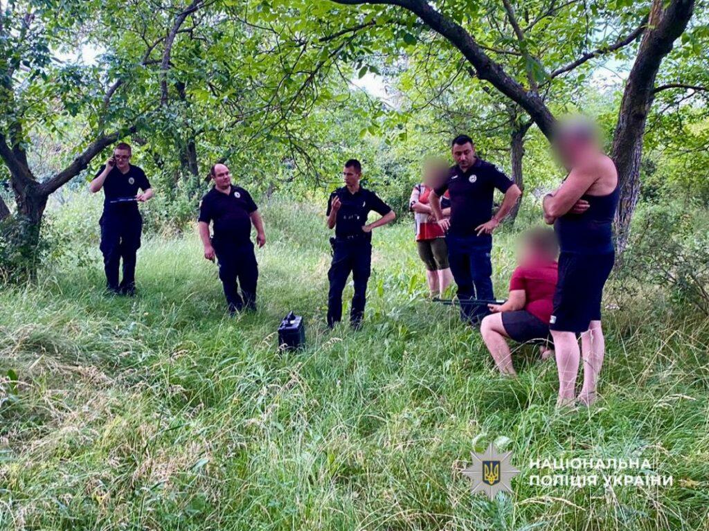 В Одесской области 10-летний мальчик выстрелил в друга: на месте работает полиция