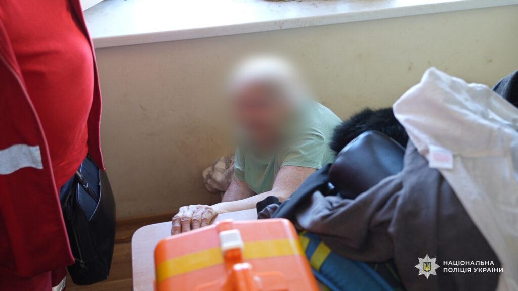 Одесситка заставляла попрошайничать пожилую мать: женщине грозит до восьми лет за решеткой