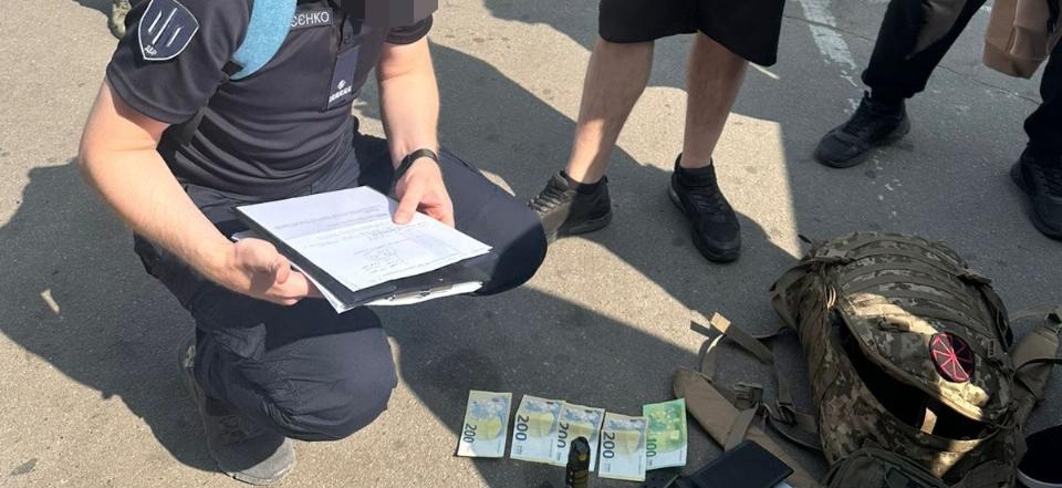 Николаевская область: командиры вымогали у бойцов по три тысячи долларов за «легальный» выход из СОЧ Николаевская область: командиры вымогали у бойцов по три тысячи долларов за «легальный» выход из СОЧ