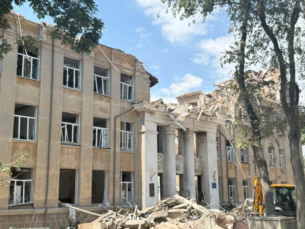 Последствия ракетного удара по Белгороду-Днестровскому: как выглядит здание