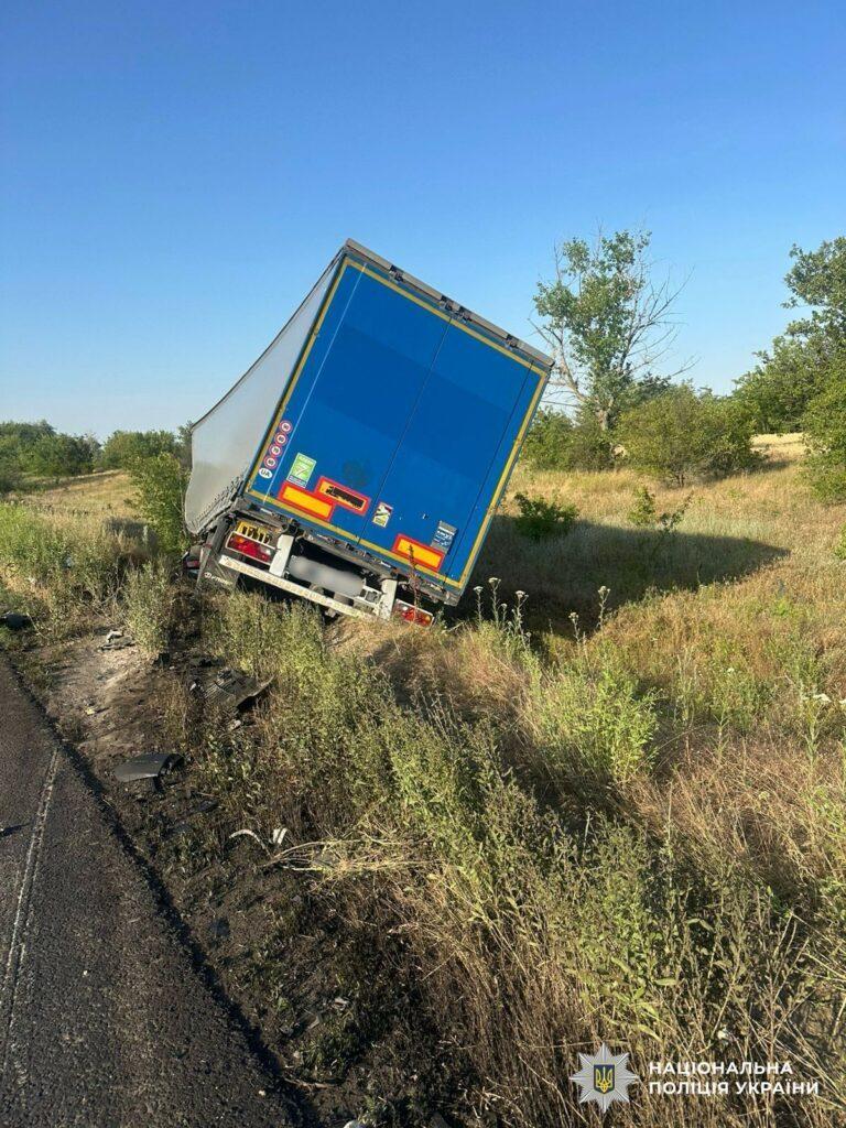 У Миколаївській області в ДТП загинули двоє дорослих та підліток