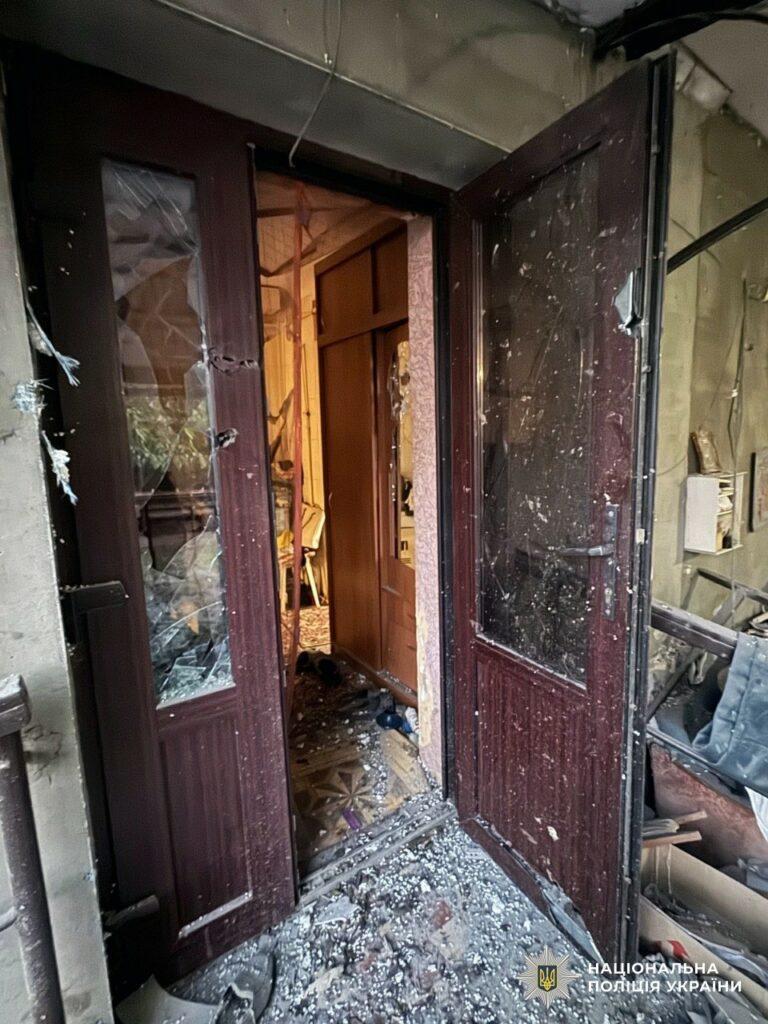 За сутки в Херсонской области в результате российских атак два человека погибли и 11 пострадали