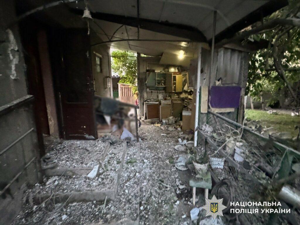 За сутки в Херсонской области в результате российских атак два человека погибли и 11 пострадали