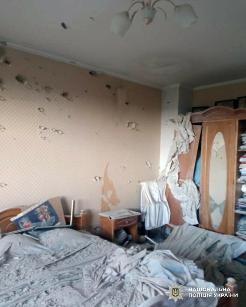 Поранені мирні жителі та 48 пошкоджених цивільних об’єктів: наслідки ударів по Херсонській області за минулу добу