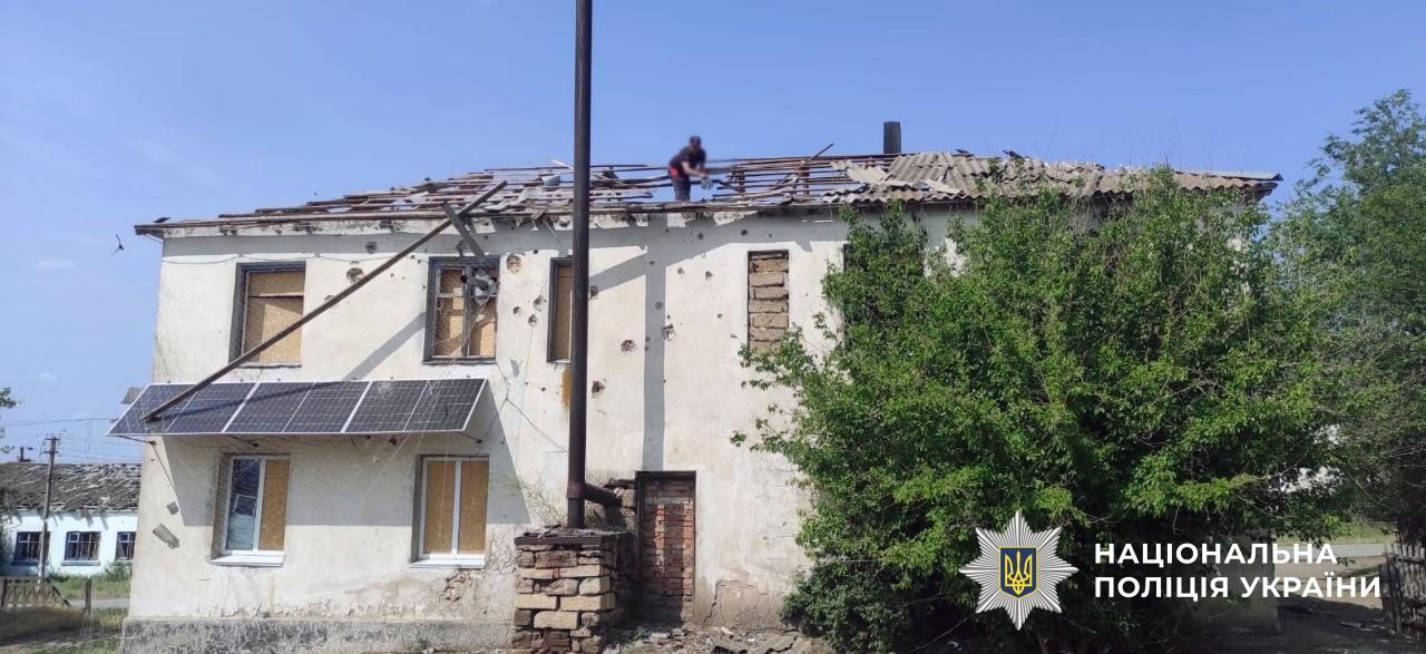 За добу на Херсонщині внаслідок російських обстрілів одна людина загинула та 14 поранено За добу на Херсонщині внаслідок російських обстрілів одна людина загинула та 14 поранено