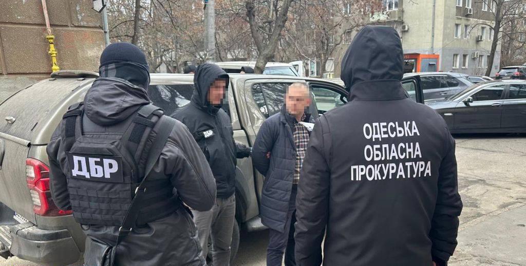 Керівництво Південного лісомисливського управління торгувало мисливськими посвідченнями Керівництво Південного лісомисливського управління торгувало мисливськими посвідченнями