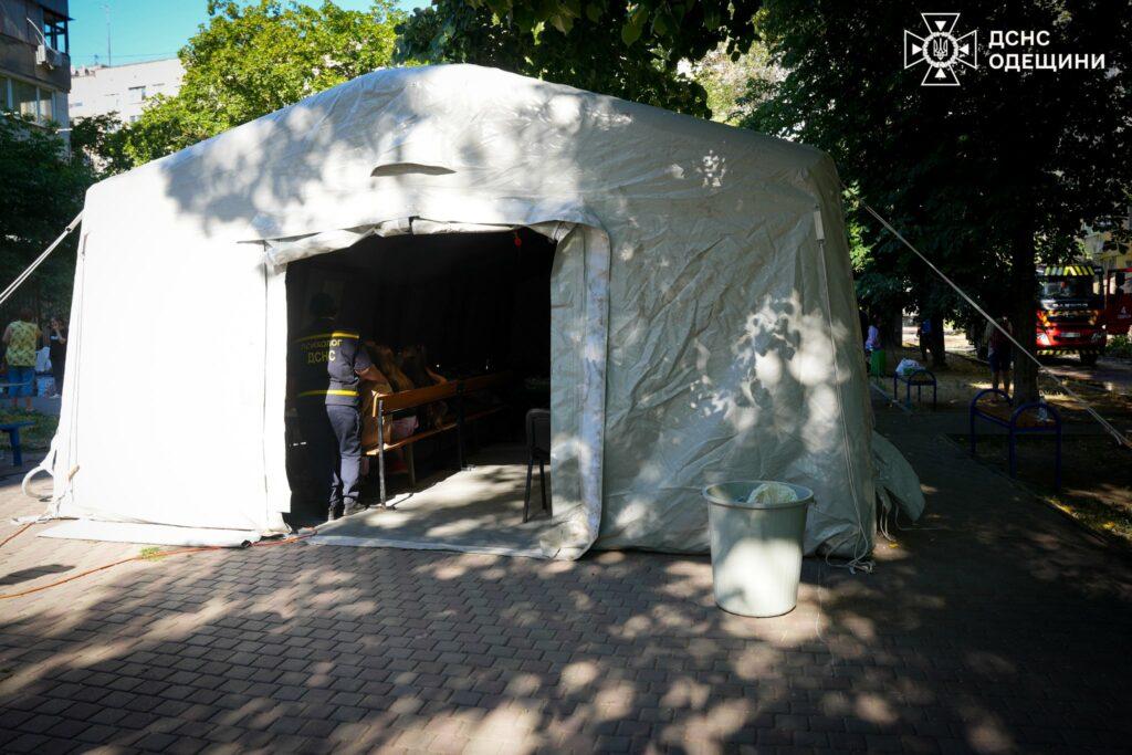Трохи спокою серед хаосу: як психологи ДСНС заспокоювали одеситів після атаки РФ