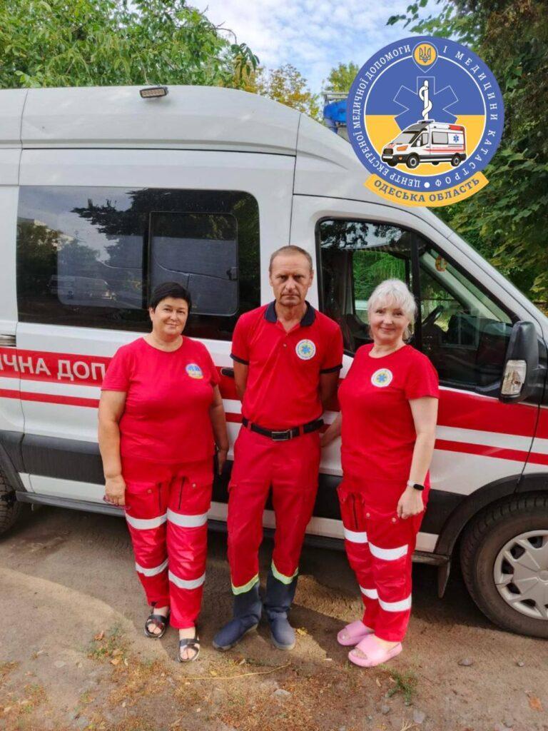 Принимали роды в дороге: в Одесской области женщина родила ребенка в карете скорой