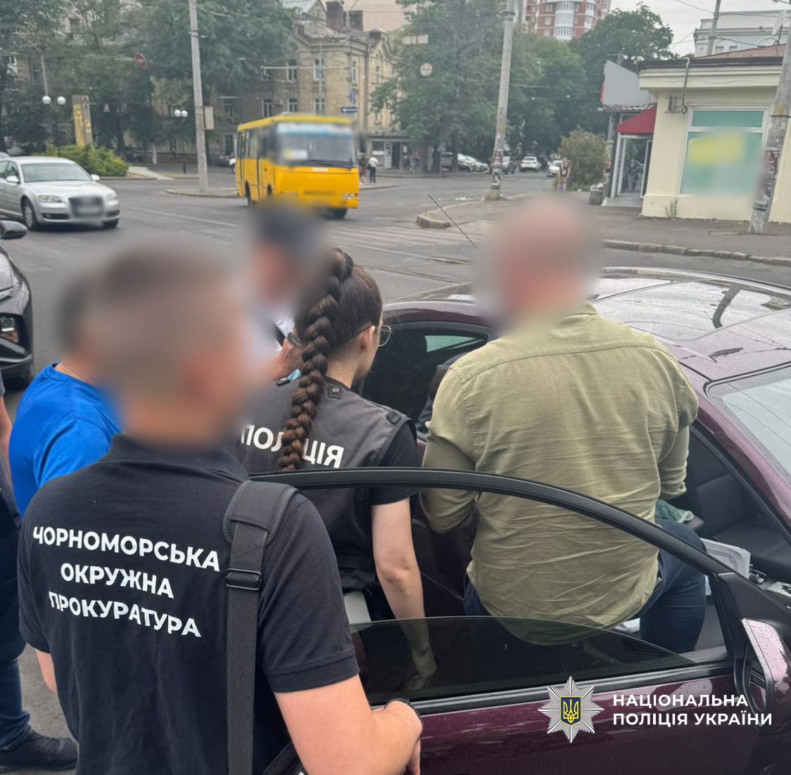Поліцейські затримали посадовця одного з комунальних підприємств Одеської міської ради