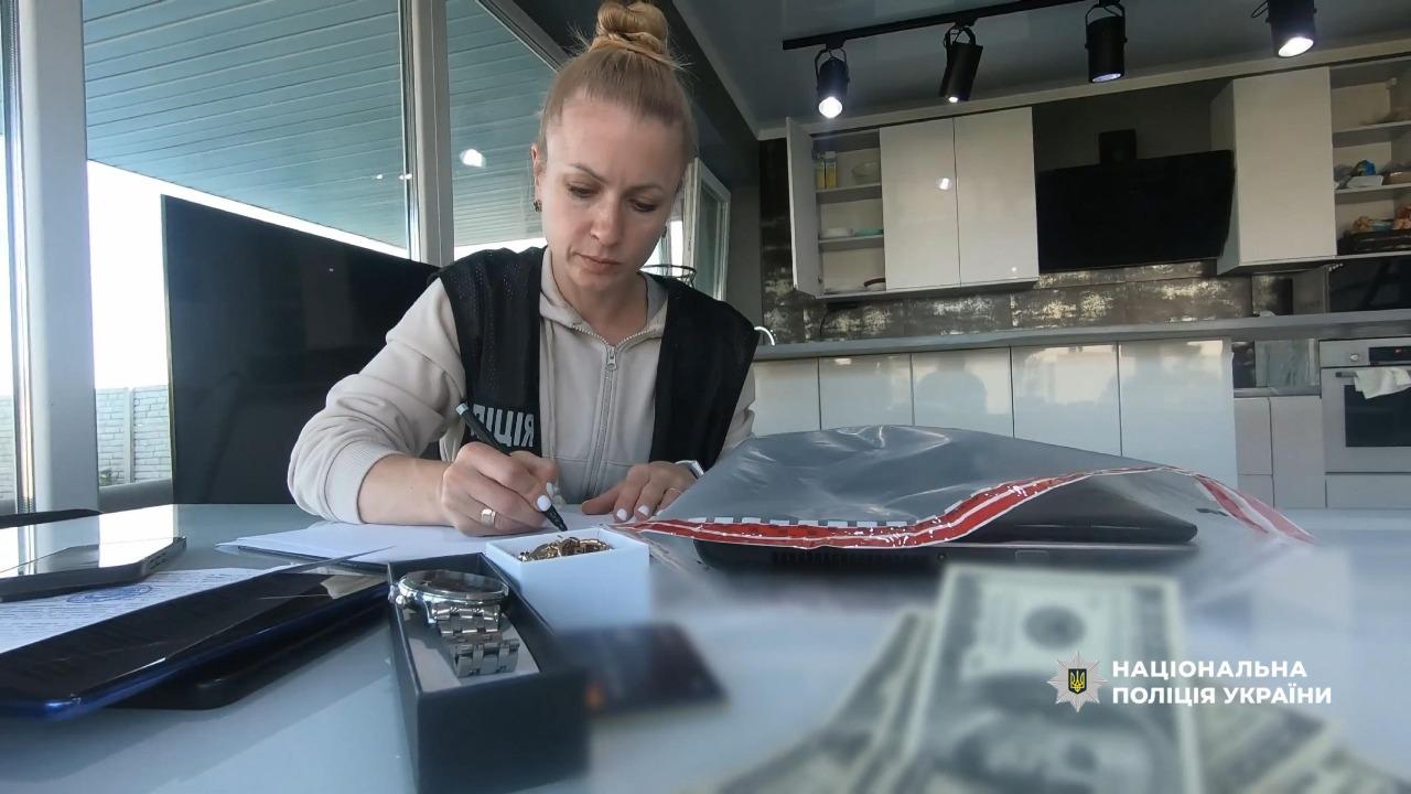 За 2 тисячі доларів обіцяв «допомогу» зі службою в тилу — на Одещині затримали військовослужбовця