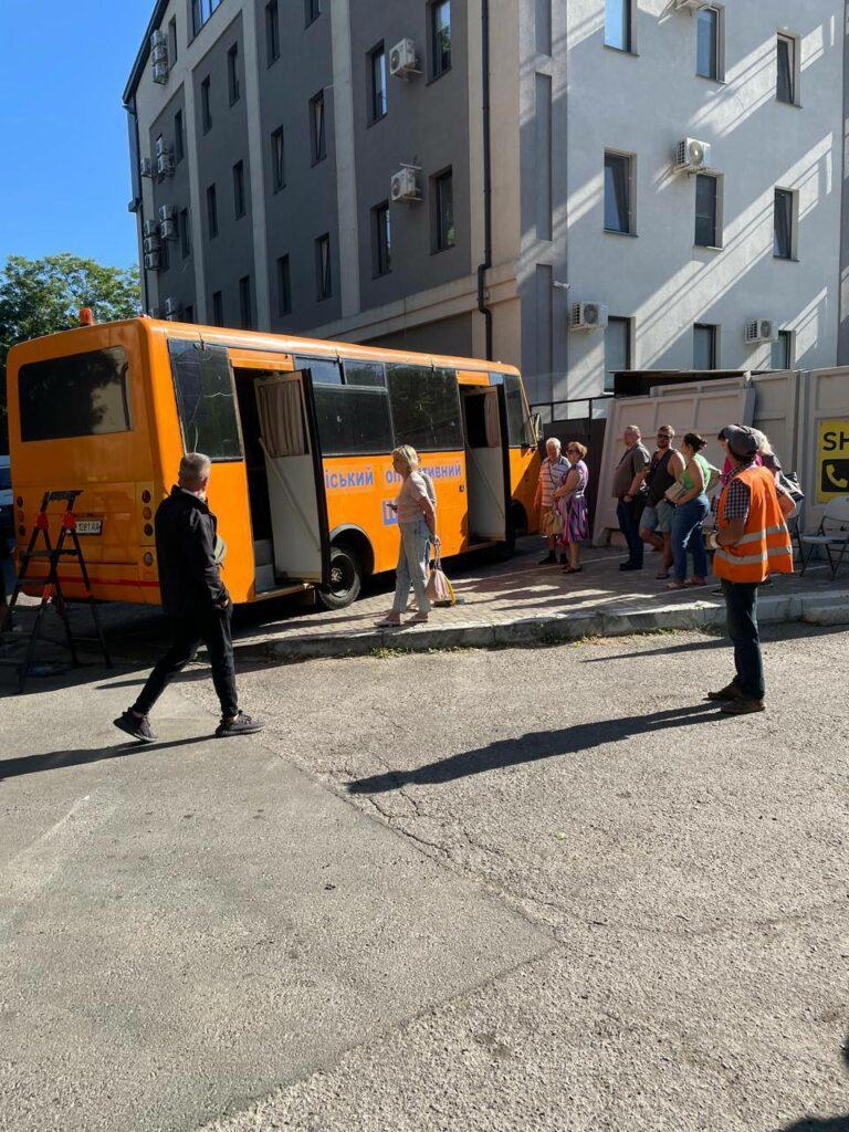 На місці нічного «прильоту» в Одесі розгорнули міський оперативний штаб